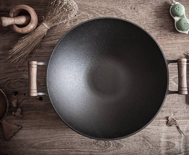 cast iron wok